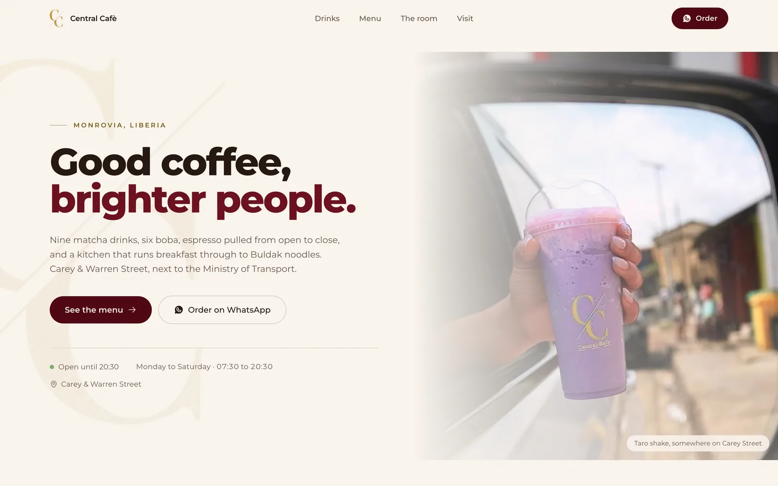 Page d'accueil du site Central Cafè, réalisé par Fauve Studio